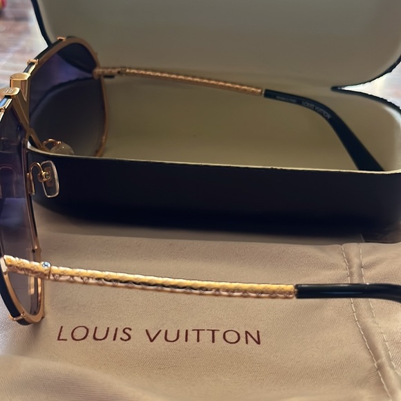 Louis Vuitton 2019 SSLV Never warn , receive them as a wedding gift - Picture 2 of 5